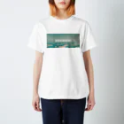 ATELIER SUIのPLAY WORDS,PLAY  WORLD. Regular Fit T-Shirt