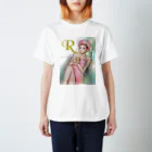 ビリケン昭和の北欧から来た少女02 Regular Fit T-Shirt