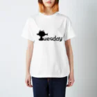 のびるのにゃんこ曜日　Tuesday Regular Fit T-Shirt