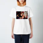 育実のレトロ女の子。 Regular Fit T-Shirt