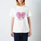 Kloverの花香蝶 Regular Fit T-Shirt