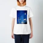 ぺちゃの ○。銀狐堂。○ の青空 Regular Fit T-Shirt