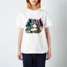 ぺちゃの ○。銀狐堂。○ の三日月猫娘 虹 Regular Fit T-Shirt