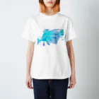 鳴八屋の金魚-02 Regular Fit T-Shirt