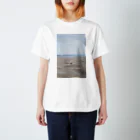 虚無と写真の六月の海 Regular Fit T-Shirt