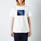 もちもちパンのセブの海辺 Regular Fit T-Shirt