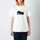 charimoooonの物思いにふける牛 Regular Fit T-Shirt