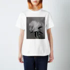 _unknownのWhite peony_3 Regular Fit T-Shirt