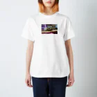 シュハムショップの2匹いるハム Regular Fit T-Shirt