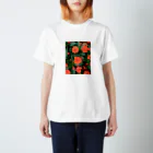 go80sのオレンジの花とグリーンの葉 Regular Fit T-Shirt