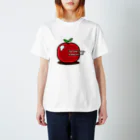 A R K -Eaeh likes-のリンゴ風イラスト Regular Fit T-Shirt