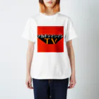 アカボシの【アカボシマシマシTV】背景赤Tシャツ Regular Fit T-Shirt