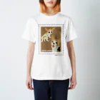 Quatre Illustrationのキャトル切手_犬03 Regular Fit T-Shirt