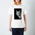 シッポ追いの猫写真店のオッドアイ Regular Fit T-Shirt