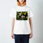 cxcxbbb.SHOPのSinsaibashiの花壇のチューリップ Regular Fit T-Shirt