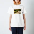 yuuchansamaの並木道 スタンダードTシャツ
