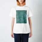 花名画アートグッズのウィリアム・モリス《なでしことバラ》 Regular Fit T-Shirt