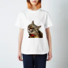 ねこまちランドのモカのお眠りタイム Regular Fit T-Shirt