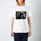 モコネコSHOPのmonochrome 2 Regular Fit T-Shirt