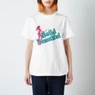 リカクリエイトのBB立ポーズグリーンロゴ Regular Fit T-Shirt
