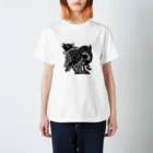 山ぐるみの牛 Regular Fit T-Shirt