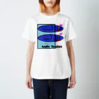 redcoinの水槽に入ったままデートする魚 Regular Fit T-Shirt