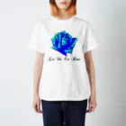 FabergeのLa Vie En Rose-Blue スタンダードTシャツ