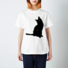 猫とやっし～ぃのアレコレのん？黒猫ですが何か？ Regular Fit T-Shirt