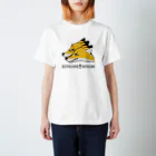 OINARI SHOPのリアル狐 Regular Fit T-Shirt
