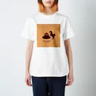 in the eyesの柴犬とたぬきケーキ Regular Fit T-Shirt