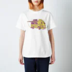 おやまくまオフィシャルWEBSHOP:SUZURI店のドライブおやまくま Regular Fit T-Shirt