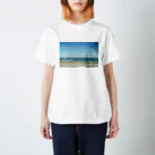 hanche -アンシュ-の初夏の海 Regular Fit T-Shirt