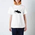Atelier Pirikaピリカ工房のサメちゃんサザナミインコ スタンダードTシャツ