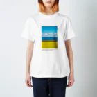 UKAWA LOVERSの青い海と黄金の棚田 Regular Fit T-Shirt