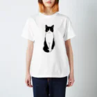 小鳥と映画館のお利口さんのハチワレちゃん Regular Fit T-Shirt