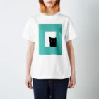 WAMI ARTの猫の窓 Regular Fit T-Shirt