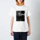 STUDIO SUNLIGHT WEB SHOPのぶーどぅーどーる「今日もどこかにはりつけられる」 Regular Fit T-Shirt