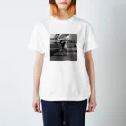 Tokyo StyleのSkating Dog Regular Fit T-Shirt