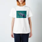 ari designのジンベイザメとコバンザメ Regular Fit T-Shirt