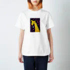 PETDOGSのGiraffe and blue flowers（キリンと青い花） Regular Fit T-Shirt