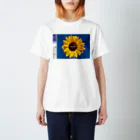 KUMANOSHIMBUN 熊野新聞社のPRAY FOR UKRAINE Regular Fit T-Shirt