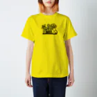 CHI(CHILD ZONE) の黒色と白色の何かしらの神殿  Tシャツ イエロー Regular Fit T-Shirt