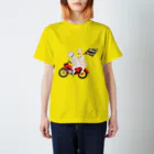 PoccaBocca–すかまるのおみせ–のバイクとヤギさん（あめちゃんとはるくん） スタンダードTシャツ