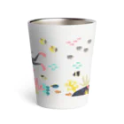 Astrio SUZURI店のサンゴいっぱいダイビングガール Thermo Tumbler