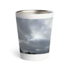 そらの4月22日　吹き荒れる風と雲 Thermo Tumbler