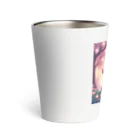 ChicCanvas Boutiqueの桜舞い散る中でたたずむ可愛いトイプードル Thermo Tumbler