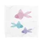 Alba spinaの金魚３匹 くすみパステル Towel Handkerchief