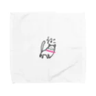 mautaの左肩でアタックする猫 Towel Handkerchief