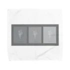 rilybiiの3 frame gray Towel Handkerchief