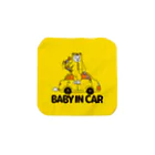 OKAMEのBABY IN CAR　イエロー タオルハンカチ